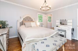 936 Toxaway Dr, Hendersonville, NC 28791 - Photo 11