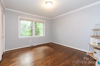 936 Toxaway Drive, Hendersonville, NC 28791 - Photo 15