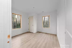 365 Cherokee Cir, Lake Toxaway, NC 28747 - Photo 31