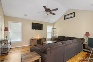 202 Woodridge Dr, Belmont, NC 28012 - Photo 13