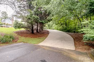 202 Woodridge Dr, Belmont, NC 28012 - Photo 5