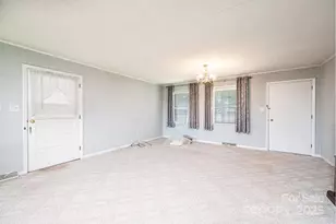 2541 Raintree St, Connelly Springs, NC 28612 - Photo 9