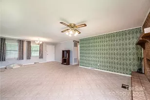 2541 Raintree St, Connelly Springs, NC 28612 - Photo 7