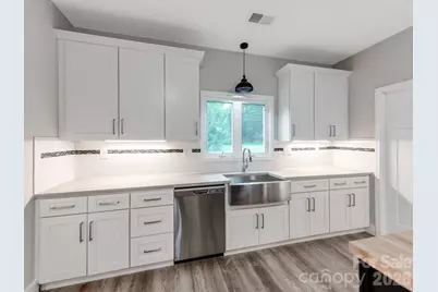 776 S Grove Street #EXT, Lincolnton, NC 28092 - Photo 3