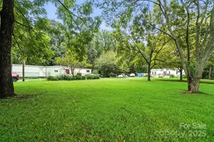 450 Dixon School Rd, Kings Mountain, NC 28086 - Photo 15