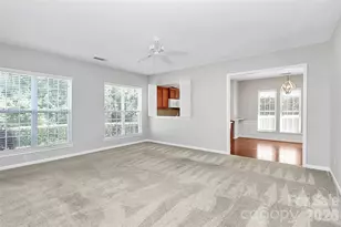 911 Lily Magnolia Ct, Fort Mill, SC 29707 - Photo 9