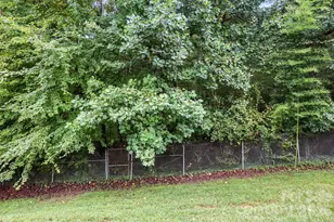 1101 Surry Ln, Gastonia, NC 28054 - Photo 25