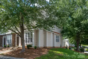 575 Goldstaff Ln, Charlotte, NC 28273 - Photo 1