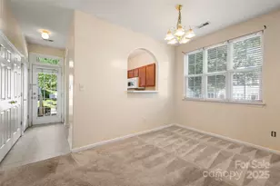 575 Goldstaff Ln, Charlotte, NC 28273 - Photo 9