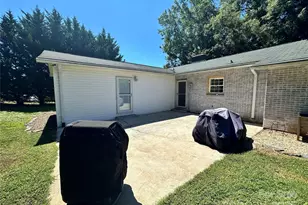 2309 Briarwood Street SW, Lenoir, NC 28645 - Photo 35