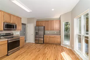 7903 Smith Pond Dr, Denver, NC 28037 - Photo 5