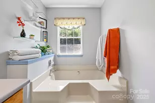 27 Eden Glen Rd, Black Mountain, NC 28711 - Photo 27