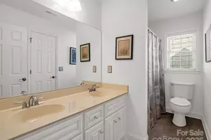 2137 6th St NW, Hickory, NC 28601 - Photo 23