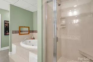 2137 6th St NW, Hickory, NC 28601 - Photo 43