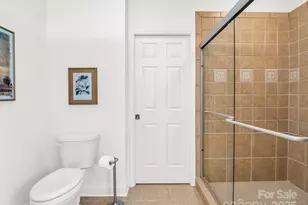 2137 6th St NW, Hickory, NC 28601 - Photo 19