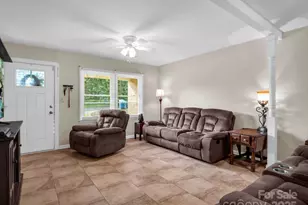 119 Oakhill Dr, Forest City, NC 28043 - Photo 9