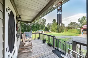 1161 Teaberry Ln, Lenoir, NC 28645 - Photo 21