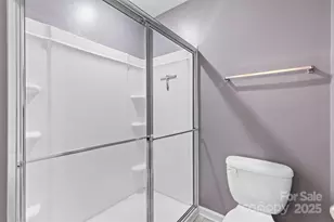 8048 Alderton Ln, Charlotte, NC 28215 - Photo 25