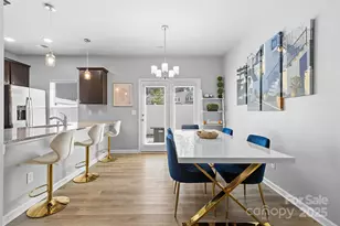 8048 Alderton Ln, Charlotte, NC 28215 - Photo 9