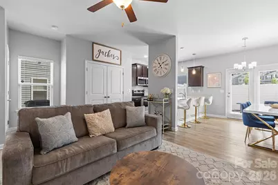 8048 Alderton Lane, Charlotte, NC 28215 - Photo 5