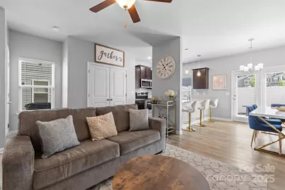 8048 Alderton Lane, Charlotte, NC 28215 - Photo 5