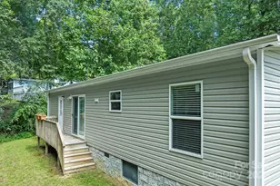 35 Dupont Estates Dr, Hendersonville, NC 28739 - Photo 31