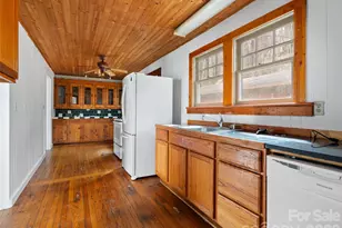 1361 Soco Rd, Maggie Valley, NC 28751 - Photo 9