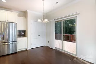 12809 Hunting Birds Ln, Charlotte, NC 28278 - Photo 15