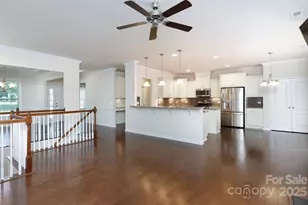 12809 Hunting Birds Ln, Charlotte, NC 28278 - Photo 9