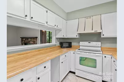 102 Cedar Forest Trail, Asheville, NC 28803 - Photo 9