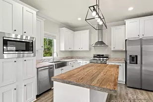 15 Eagle Dr, Hendersonville, NC 28792 - Photo 9