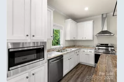 16 Eagle Drive, Hendersonville, NC 28792 - Photo 9