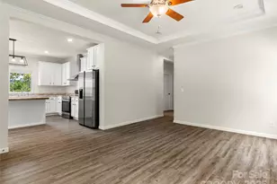 16 Eagle Dr, Hendersonville, NC 28792 - Photo 5