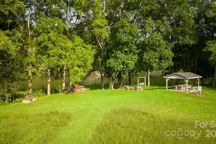 2161 River Bend Rd, Mouth of Wilson, VA 24363 - Photo 39