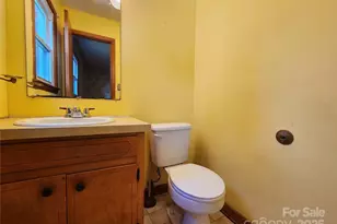 7390 Burke County Line Rd, Hickory, NC 28602 - Photo 15