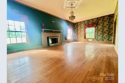 347 E Main Avenue, Taylorsville, NC 28681 - Photo 35