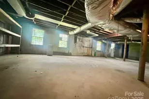 347 E Main Ave, Taylorsville, NC 28681 - Photo 41