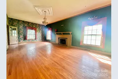 347 E Main Avenue, Taylorsville, NC 28681 - Photo 33