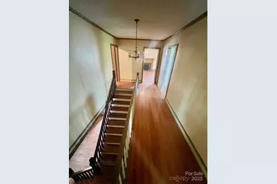 347 E Main Avenue, Taylorsville, NC 28681 - Photo 19