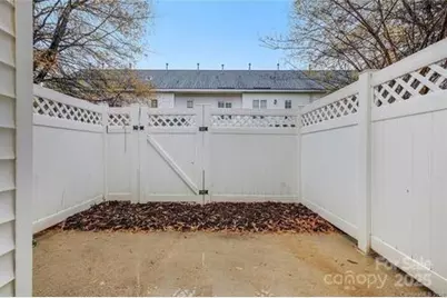 6327 Mallard View Lane, Charlotte, NC 28269 - Photo 15