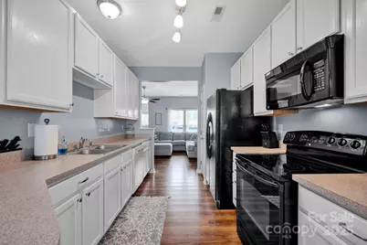 4214 Coulter Crossing, Charlotte, NC 28213 - Photo 9