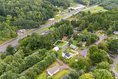 9999 Whippoorwill Way #6, Waynesville, NC 28786 - Photo 3