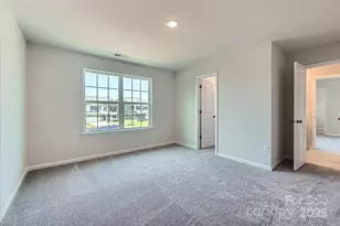 1039 Lookout Shls Dr, Fort Mill, SC 29715 - Photo 9