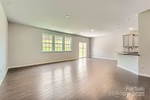 1039 Lookout Shls Dr, Fort Mill, SC 29715 - Photo 3