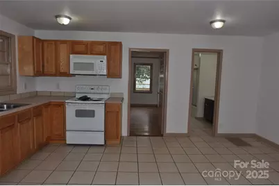 510 Gage Street #2 blk B, Chester, SC 29706 - Photo 5