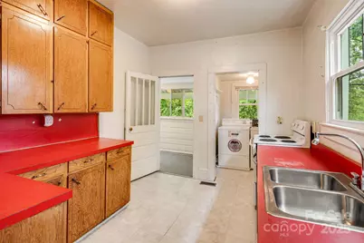 206 Rhododendron Drive, Brevard, NC 28712 - Photo 15