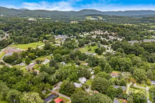 206 Rhododendron Dr, Brevard, NC 28712 - Photo 27