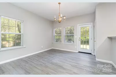 2184 Winthrop Chase Drive, Charlotte, NC 28212 - Photo 7