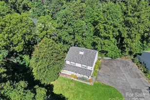 1 Rocking Porch Rd, Asheville, NC 28805 - Photo 23