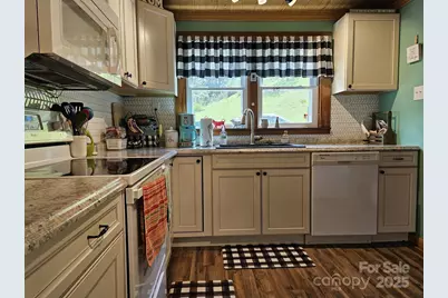 11267 Rush Fork Road, Clyde, NC 28721 - Photo 7